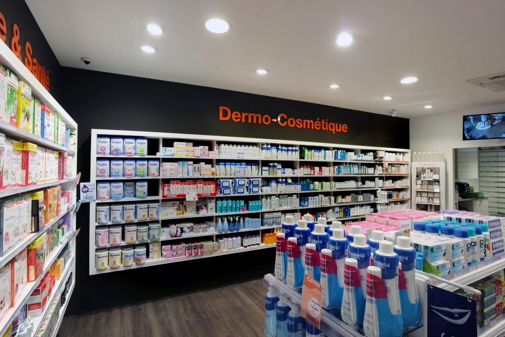 Top 7 Meilleurs Produits visage 2026 : Guide Expert Parapharmacie Marrakech 4 dermo cosmetique 1 Top 7 Meilleurs Produits visage 2026 : Guide Expert Parapharmacie Marrakech Produits visage