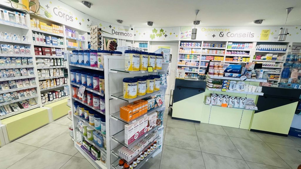 PHARMACIE EN LIGNE SÉCURISÉE : GUIDE COMPLET POUR ACHETER EN TOUTE CONFIANCE AU MAROC12 4 pharmacie rouxel materiel medical 1 PHARMACIE EN LIGNE SÉCURISÉE : GUIDE COMPLET POUR ACHETER EN TOUTE CONFIANCE AU MAROC12 Pharmacie En Ligne Sécurisée au Maroc : Guide Complet, Fiable et Livraison Rapide12